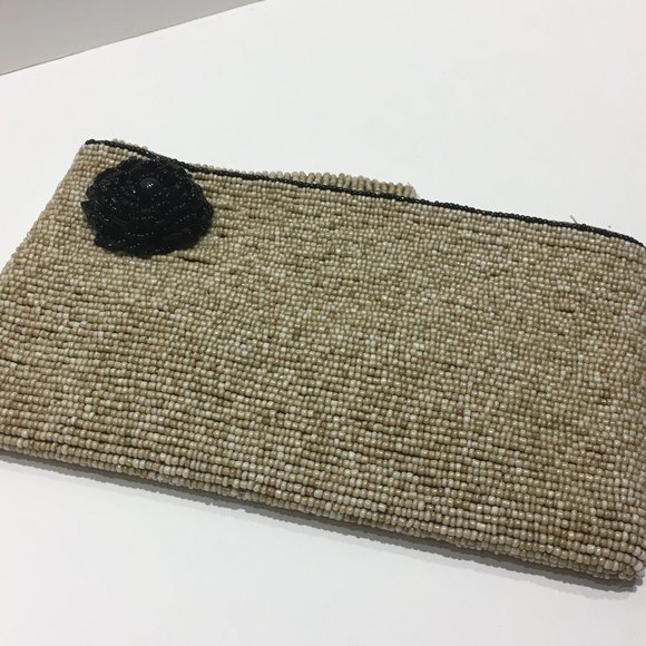 BEADED CLUTCH BAG WITH ROSE - Picture 11 of 11